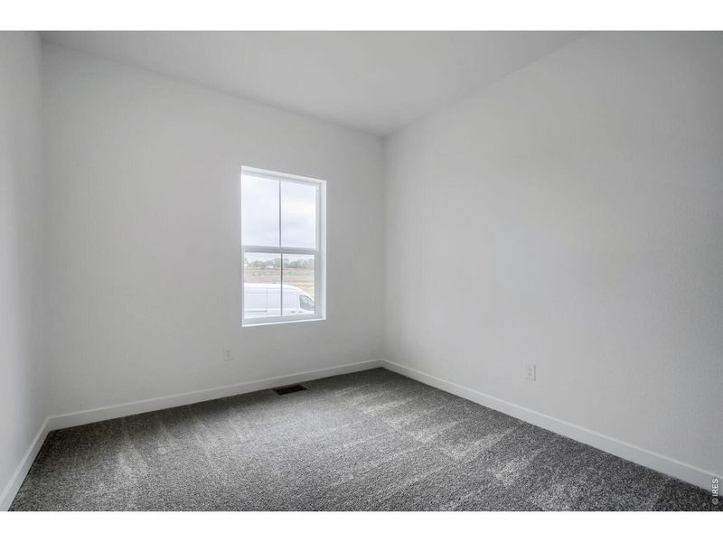 Spacious, unfurnished interior of a new home in Prairie Song, Windsor (Image 12).