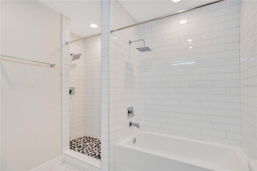 Image 28 of a home in .