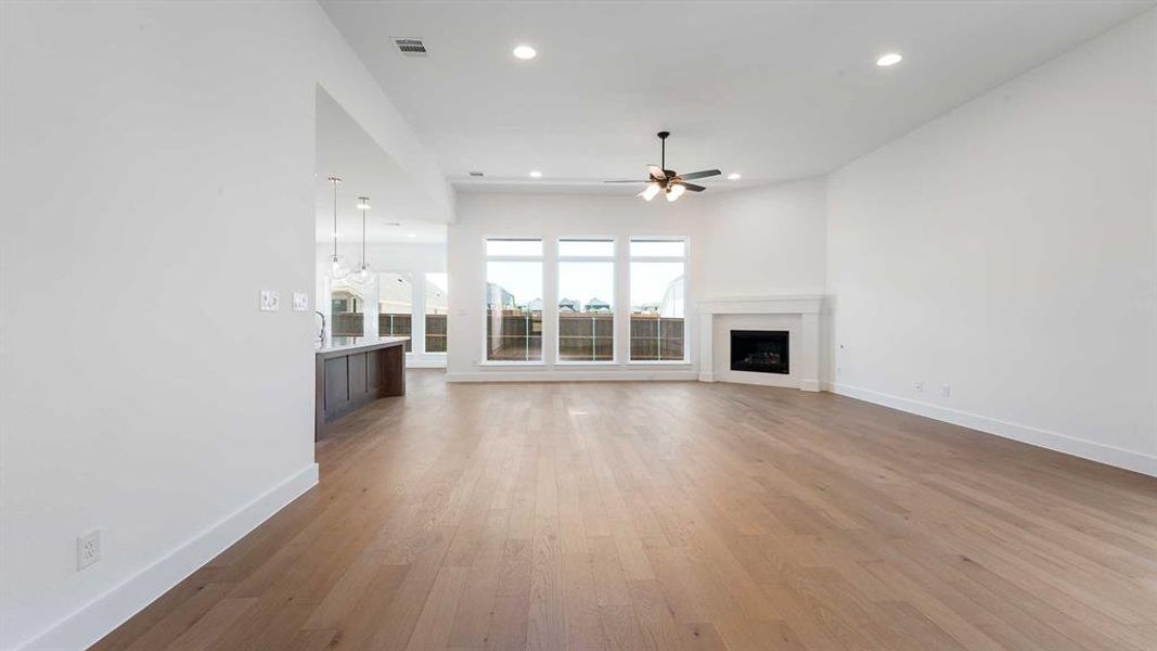 Spacious, unfurnished interior of a new home in Hillstead 60', Lavon (Image 15).