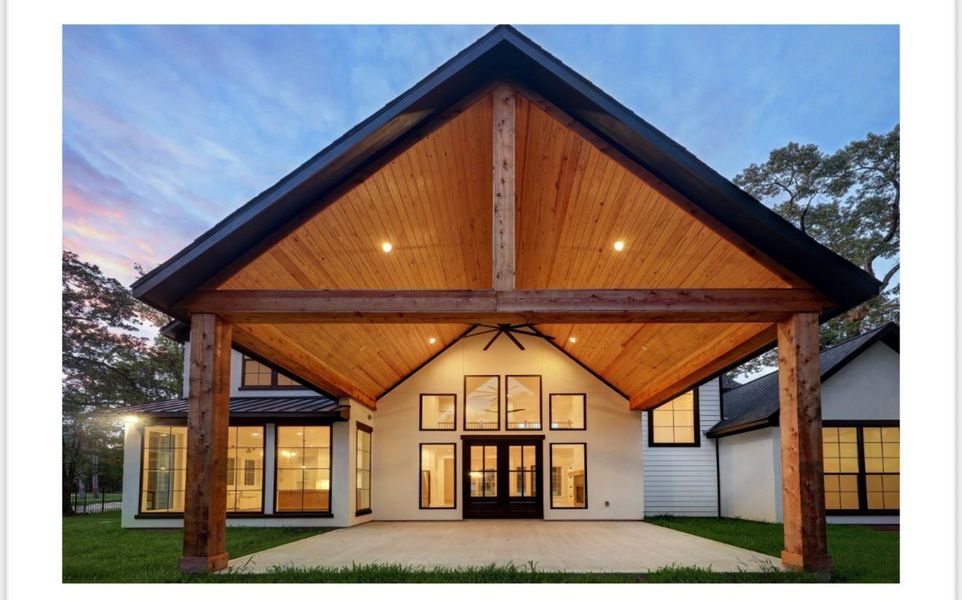 Here is an example of the builder’s work on another home they designed. Here is an example of the builder’s work on another home they designed.