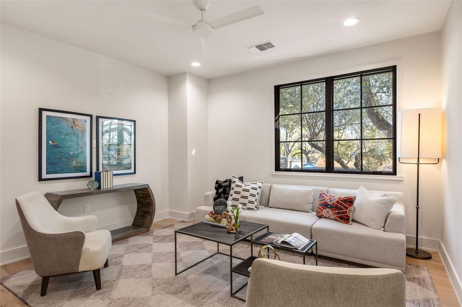 Furnished interior view inside a new home in , Austin (Image 28). Furnished interior view inside a new home in , Austin (Image 28).