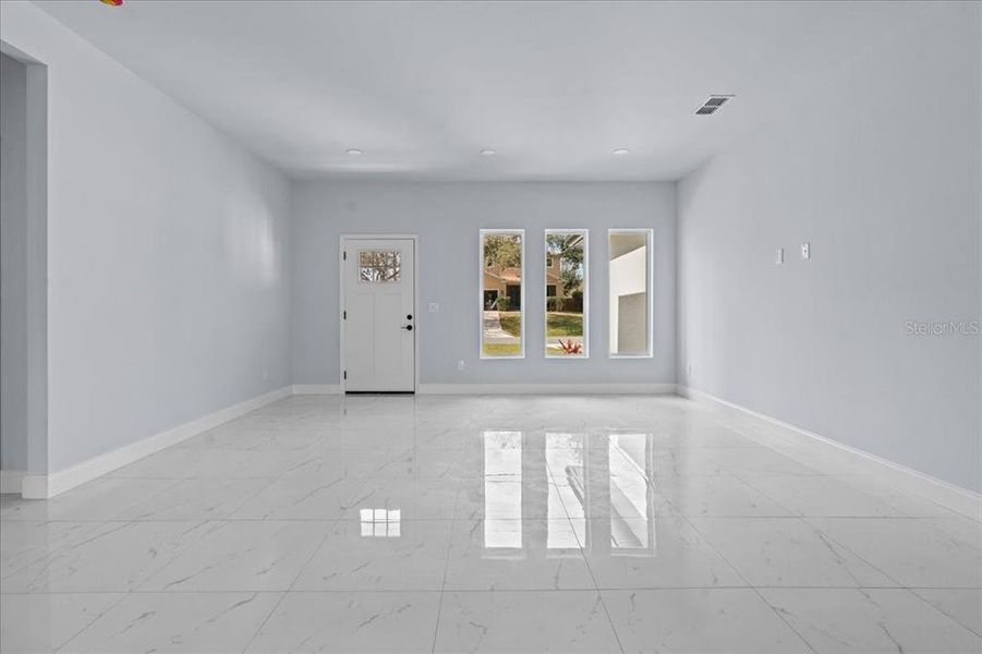 Spacious, unfurnished interior of a new home in , Deltona (Image 20).