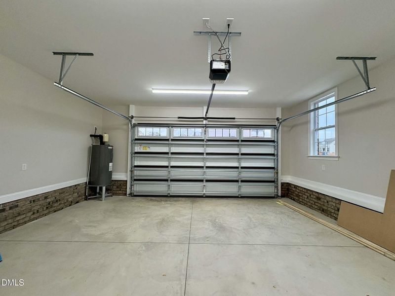 231ef459-e2a5-4ac8-a443-3d571fcac3c7