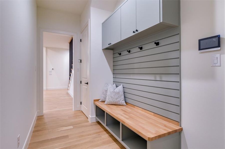 Furnished interior view inside a new home in , Dallas (Image 6).