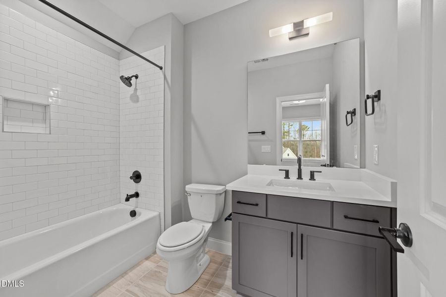 49-web-or-mls-VB4A3155