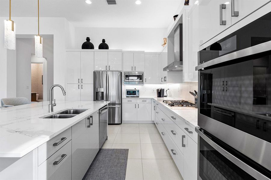 European White Gloss Cabinetry
