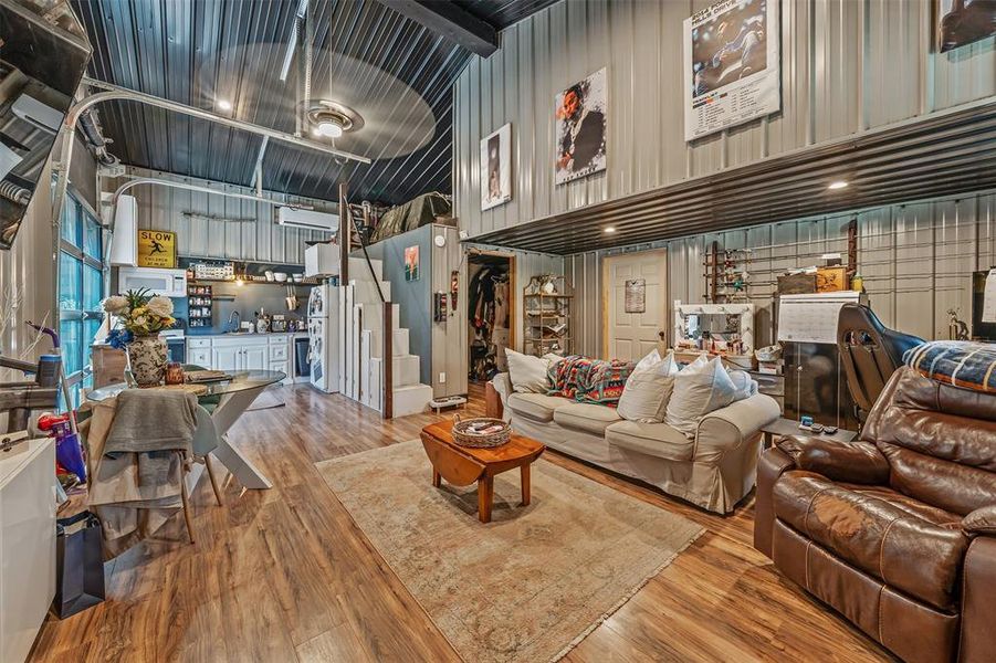 Image 36 of a home in . Image 36 of a home in .