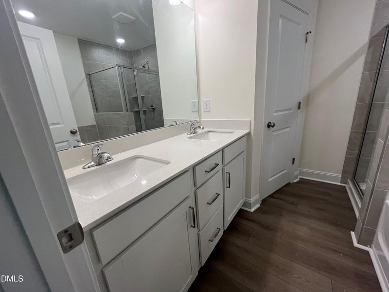 Dual sinks in Primary Dual sinks in Primary
