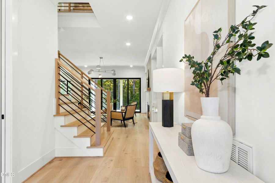 006-487784-IMG_8307 006-487784-IMG_8307