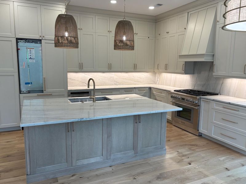 Furnished interior view inside a new home in , Seabrook Island (Image 12).