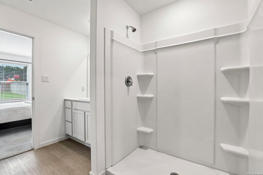 Furnished interior view inside a new home in , Seguin (Image 10).