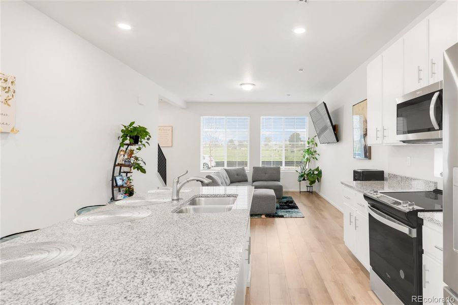 Furnished interior view inside a new home in Thompson River Ranch, Johnstown (Image 9).