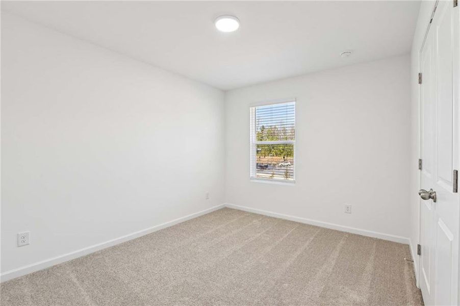 Spacious, unfurnished interior of a new home in Leydenview, Mableton (Image 58).