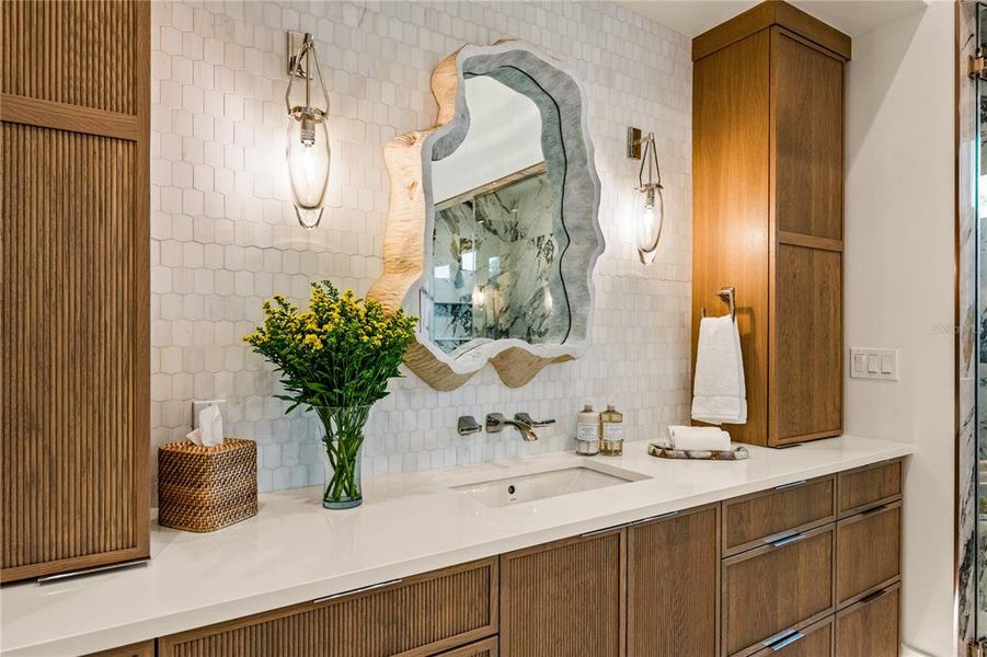 Close-up of interior finishes inside a home in , Sarasota (Image 18). Close-up of interior finishes inside a home in , Sarasota (Image 18).