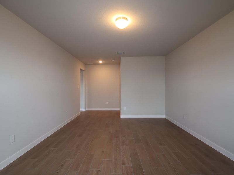 Spacious, unfurnished interior of a new home in Willow Springs, Buda (Image 5). Spacious, unfurnished interior of a new home in Willow Springs, Buda (Image 5).