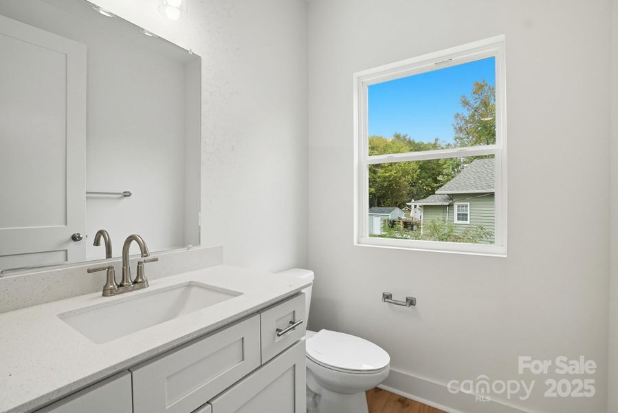 Powder Room Powder Room