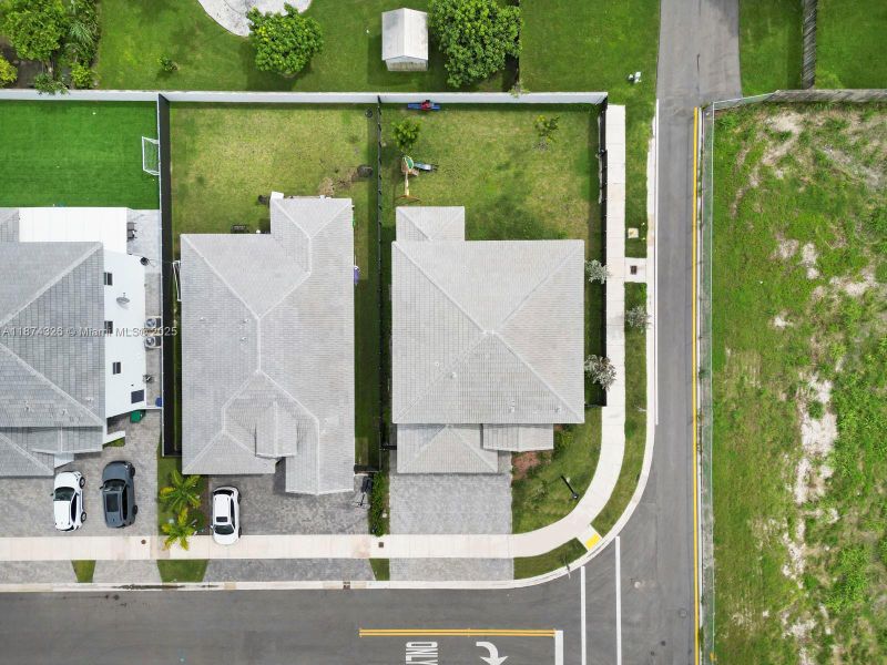 Image 28 of a home in . Image 28 of a home in .