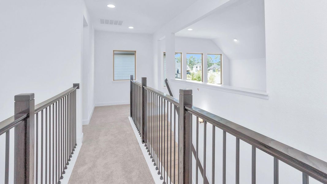 Spacious, unfurnished interior of a new home in Audubon, Magnolia (Image 11).