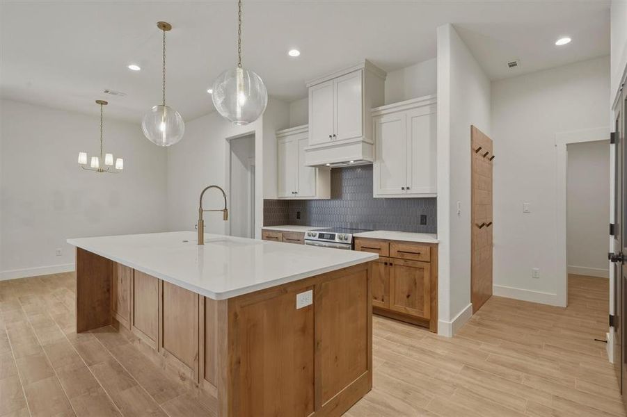 Furnished interior view inside a new home in , Tolar (Image 7). Furnished interior view inside a new home in , Tolar (Image 7).