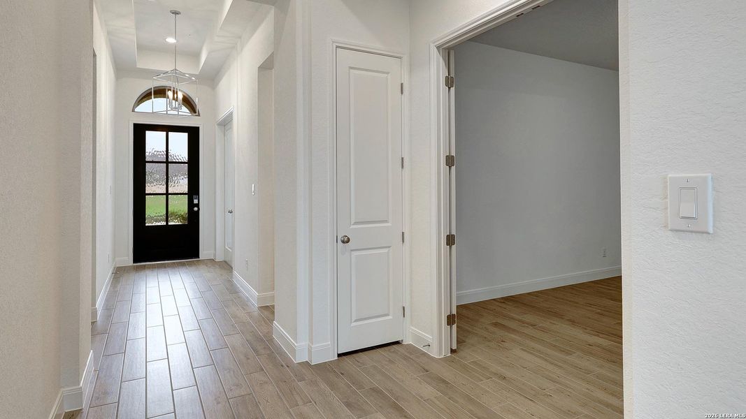 Spacious, unfurnished interior of a new home in Kallison Ranch, San Antonio (Image 15).