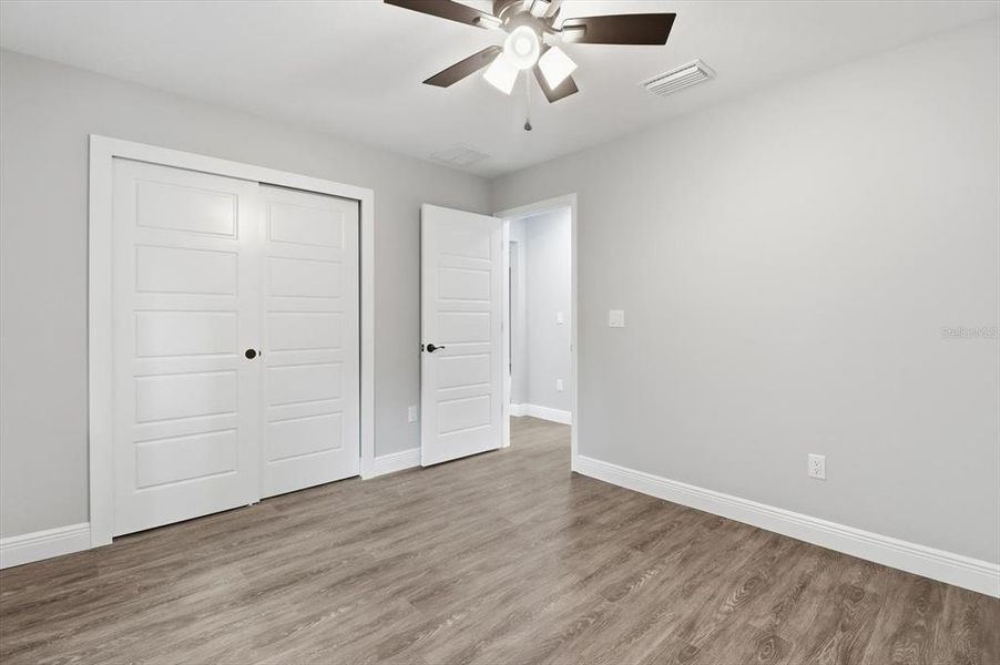 Spacious, unfurnished interior of a new home in , Dunnellon (Image 16).