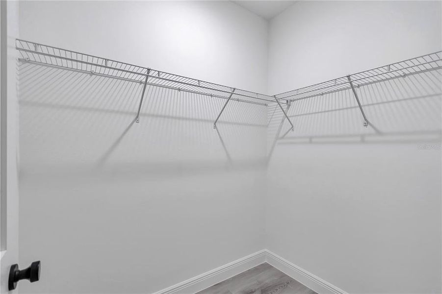 Image 40 of a home in .