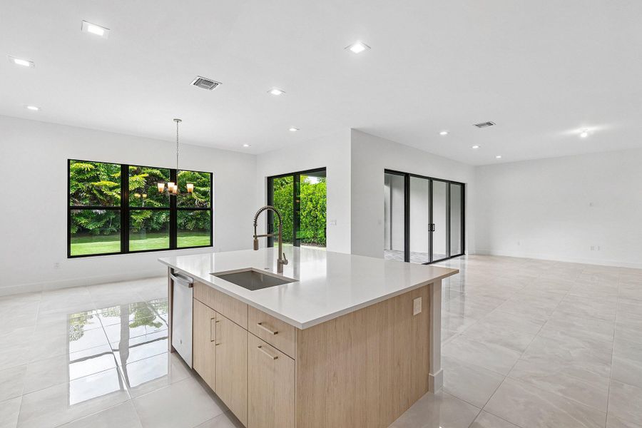 014-9241SunflowerMeadowRoad-BocaRaton-FL