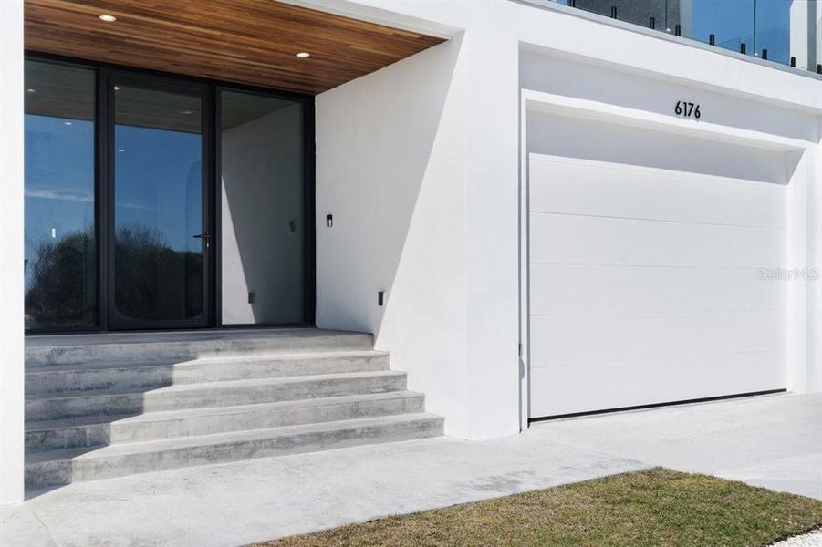 Exterior details and patio area of a home in , New Smyrna Beach (Image 37).