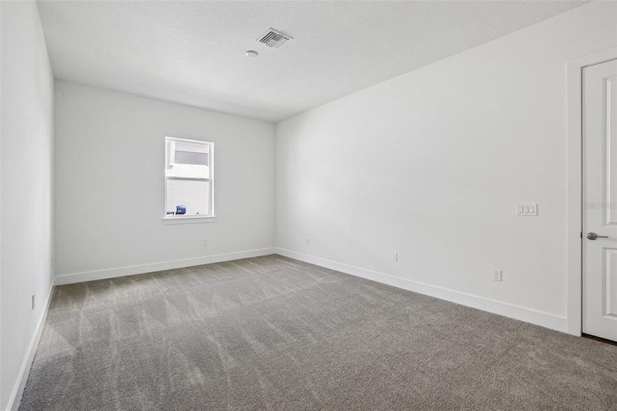 Spacious, unfurnished interior of a new home in Biscayne Landing at Seaire, Parrish (Image 33). Spacious, unfurnished interior of a new home in Biscayne Landing at Seaire, Parrish (Image 33).