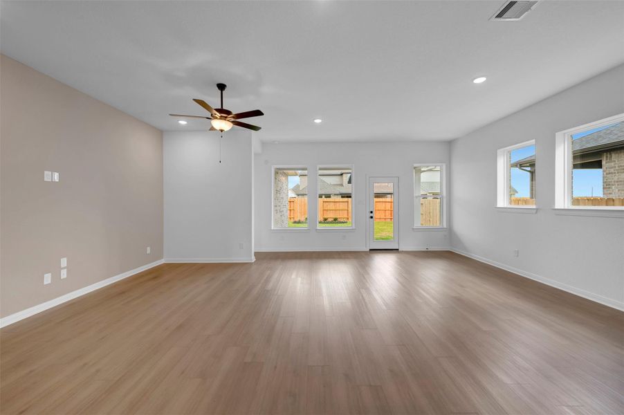 Spacious, unfurnished interior of a new home in The Grand Prairie - Retreat Collection, Hockley (Image 33).