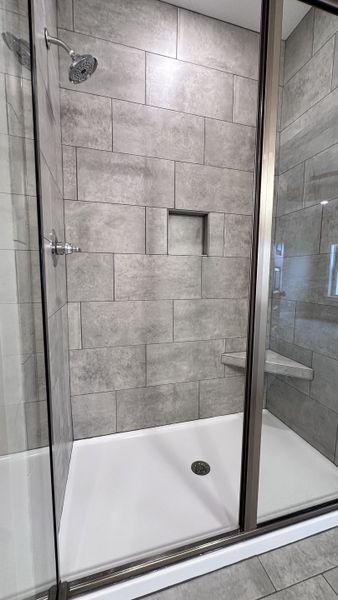 Close-up of interior finishes inside a home in Veterans Cove, Murfreesboro (Image 19).