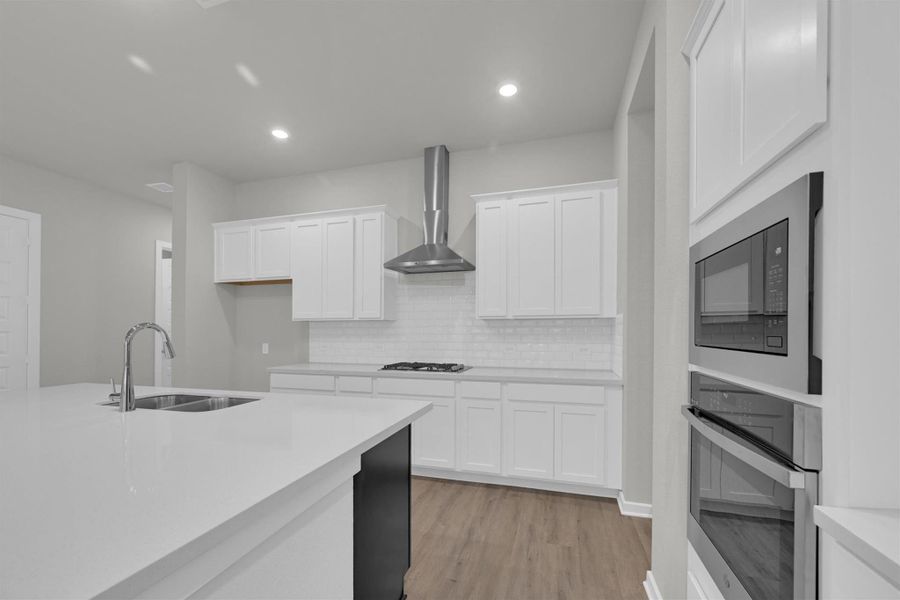 Image 4 of a home in Summer Place 35'. Image 4 of a home in Summer Place 35'.