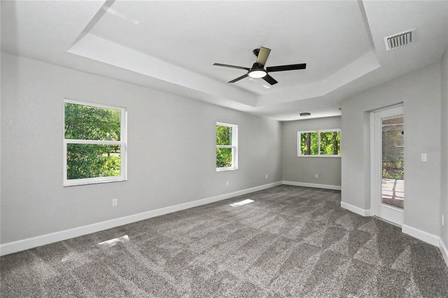 Spacious, unfurnished interior of a new home in , Dunnellon (Image 47).