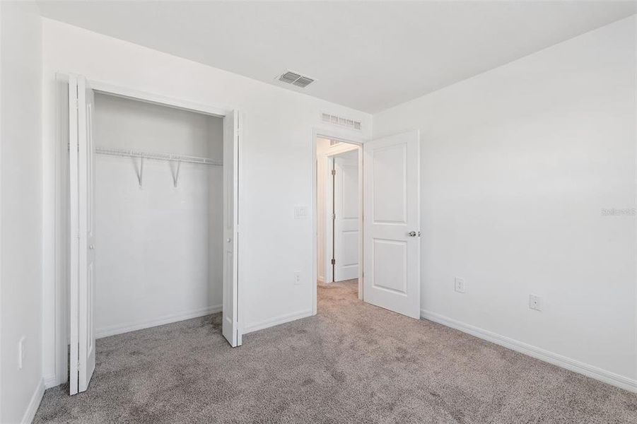 Spacious, unfurnished interior of a new home in Peace Creek Reserve: Legacy Collection, Winter Haven (Image 19). Spacious, unfurnished interior of a new home in Peace Creek Reserve: Legacy Collection, Winter Haven (Image 19).