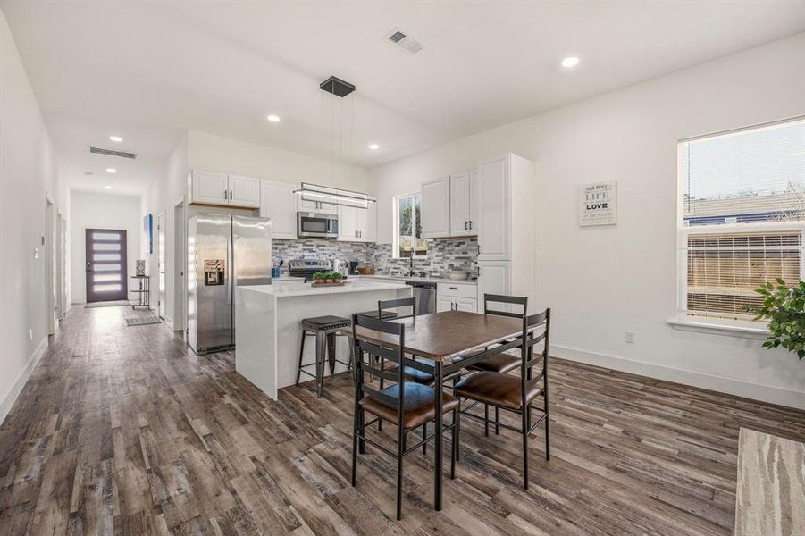 Furnished interior view inside a new home in , Granbury (Image 9).
