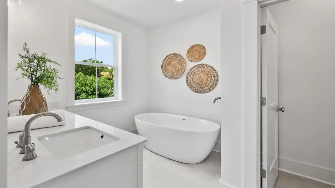 Furnished interior view inside a new home in Grants Court, Charleston (Image 3).