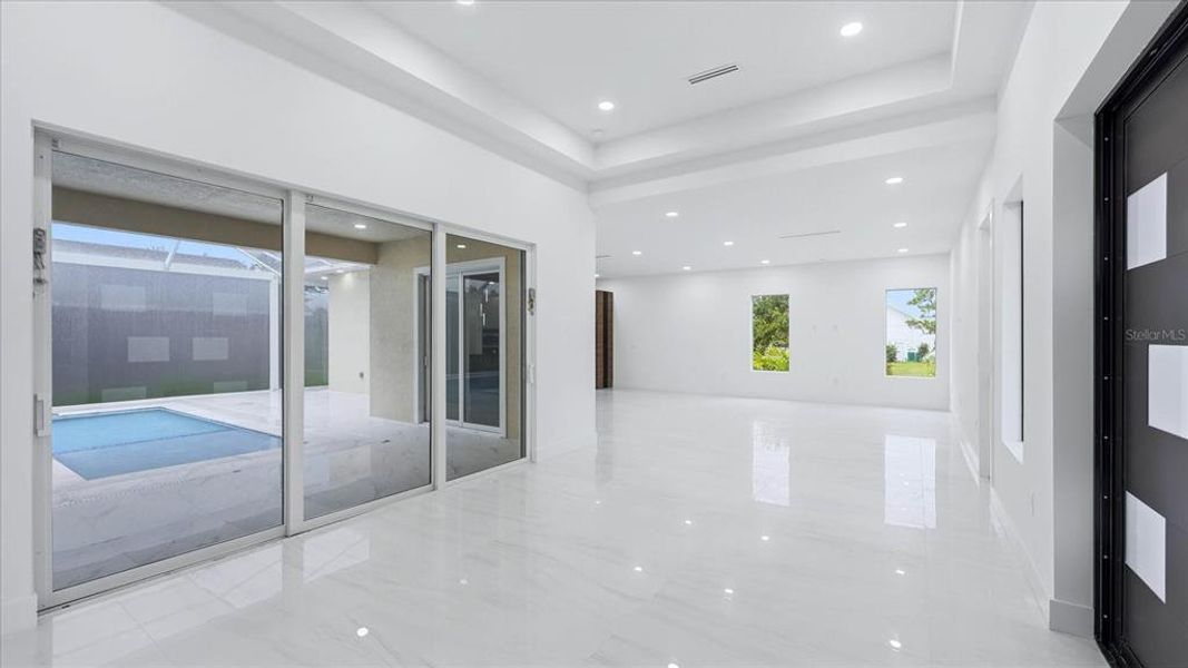 Spacious, unfurnished interior of a new home in , Port Charlotte (Image 41).