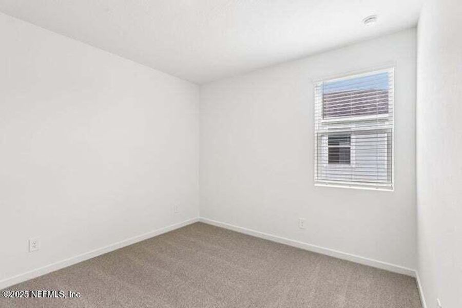 Spacious, unfurnished interior of a new home in Lakes at Bella Lago - Signature Series, Green Cove Springs (Image 31). Spacious, unfurnished interior of a new home in Lakes at Bella Lago - Signature Series, Green Cove Springs (Image 31).