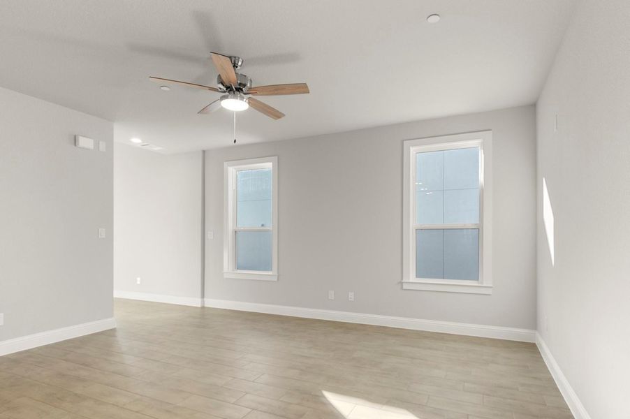 Spacious, unfurnished interior of a new home in Clear Creek, Round Rock (Image 31).