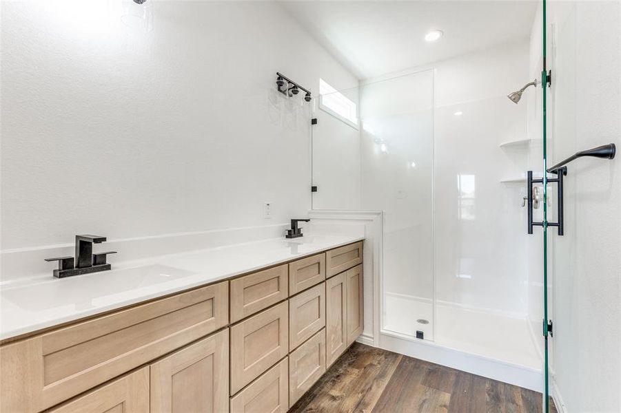 Furnished interior view inside a new home in , Granbury (Image 11).