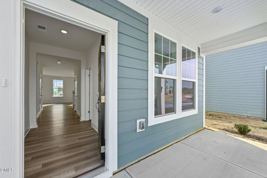7-web-or-mls-Old Station Pointe-S0502-00