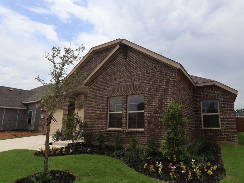 Exterior Exterior