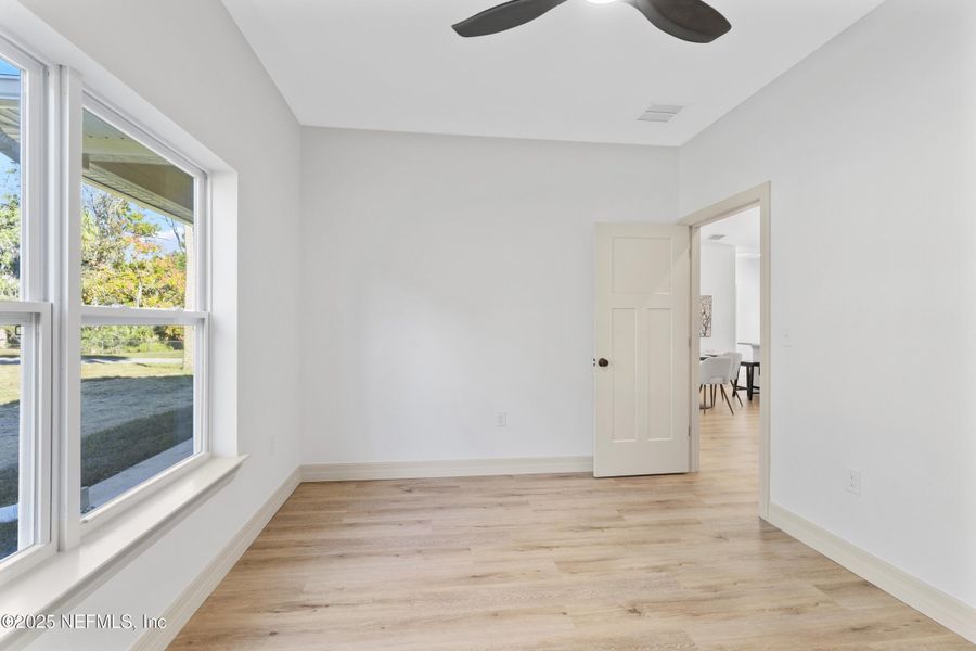 Spacious, unfurnished interior of a new home in , San Mateo (Image 20). Spacious, unfurnished interior of a new home in , San Mateo (Image 20).