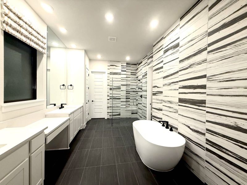 Furnished interior view inside a new home in Parmer Ranch, Georgetown (Image 14).