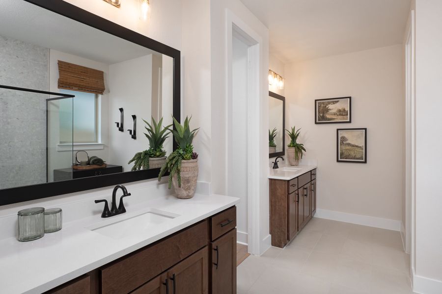 Image 13 representing the Juniper by Tri Pointe Homes in Treeline, Justin, TX.