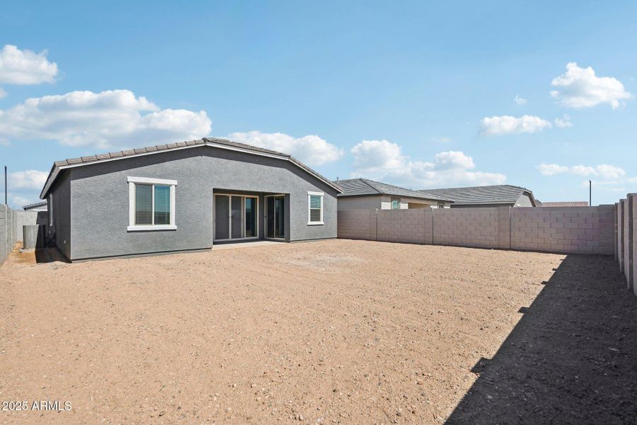 37-web-or-mls-W Bajada Rd-S2409-037