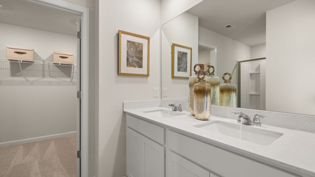 Aspen Owners Bathroom