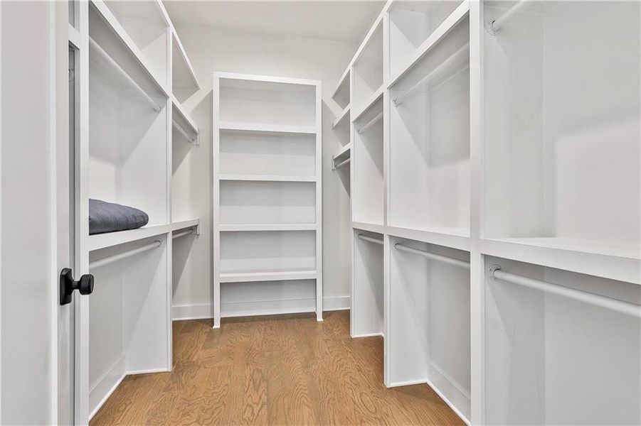 Spacious, unfurnished interior of a new home in Laurel Brooke, Peachtree City (Image 43). Spacious, unfurnished interior of a new home in Laurel Brooke, Peachtree City (Image 43).