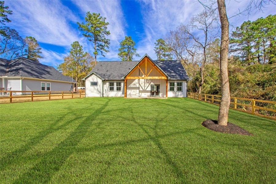 Exterior details and patio area of a home in , Plantersville (Image 23).