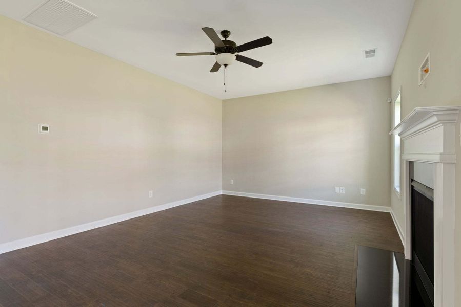 Great Room with Fireplace Option Great Room with Fireplace Option